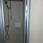 Heimatkunst 02, Klassisches Walliser Chalet, Teilrenoviert, Zentral * ロイカーバード