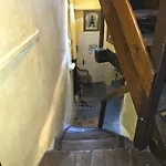 Heimatkunst 02, Klassisches Walliser Chalet, Teilrenoviert, Zentral アパート