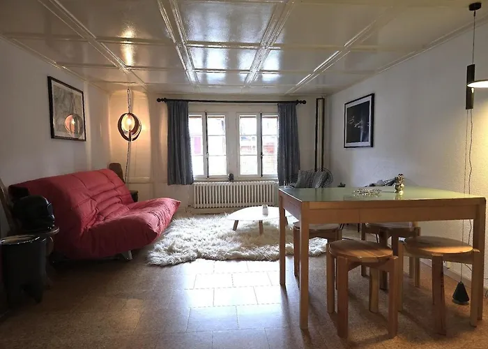 Heimatkunst 02, Klassisches Walliser Chalet, Teilrenoviert, Zentral Leukerbad